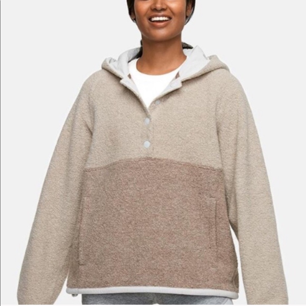 Outdoor Voices Megafleece